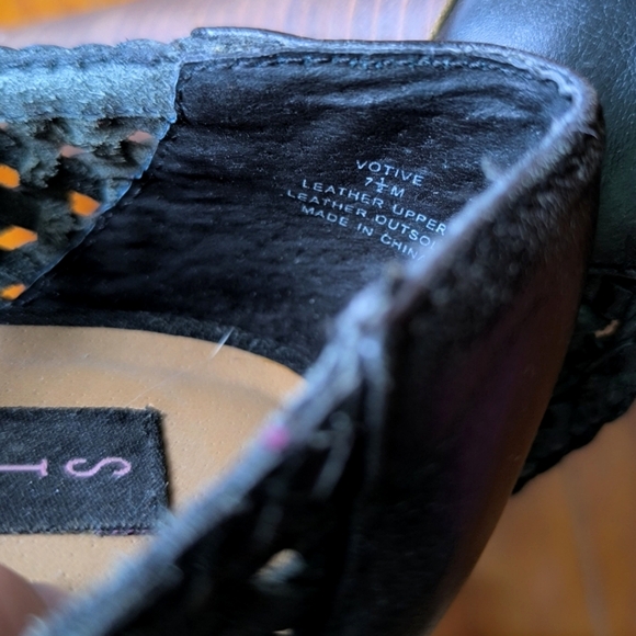 STEVE By Steve Madden Black Woven Leather Platform Peep Toe Votive Pumps - Picture 16 of 16